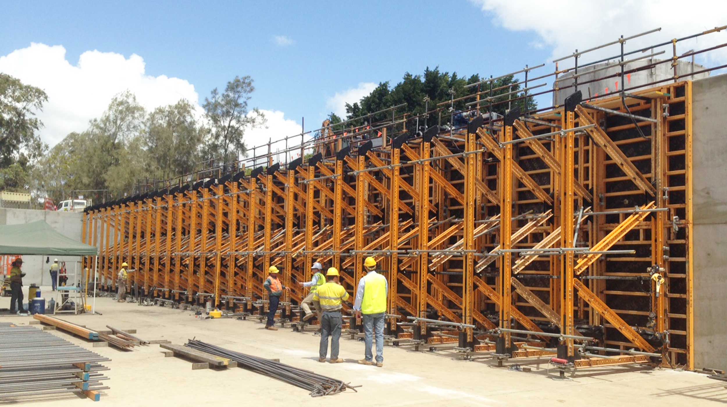 McCosker Contracting responsable de las obras de mejora y ampliación de la planta, así como de infraestructuras adyacentes ha adjudicado este proyecto a ULMA&Uni-Span.