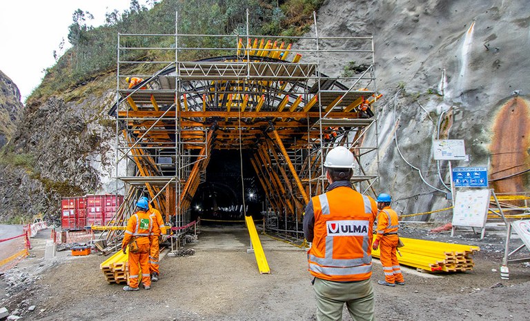 Carro MK para la construcción del túnel de Ollachea en Puno