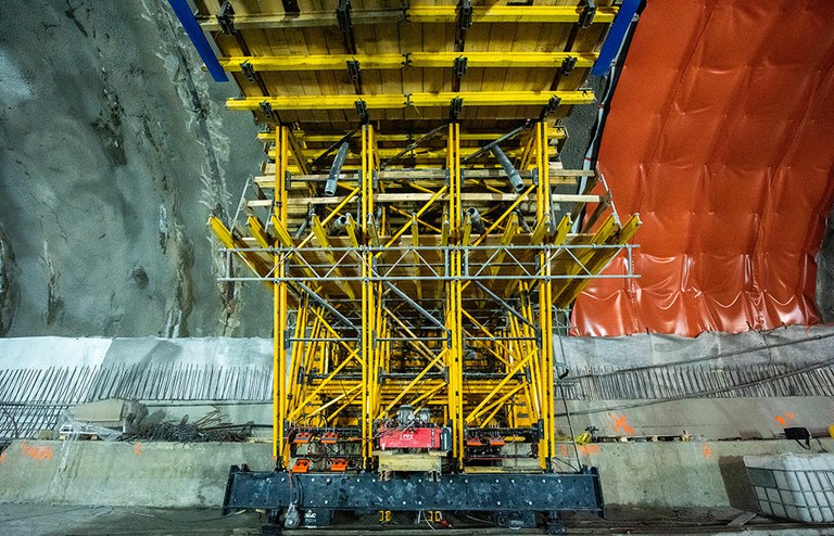 La construcción del túnel de carretera más largo de Polonia con el carro de encofrado MK