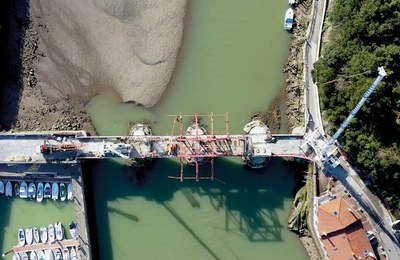 Reconstrucción del Puente de Deba: Ingeniería efímera al servicio del Patrimonio Histórico