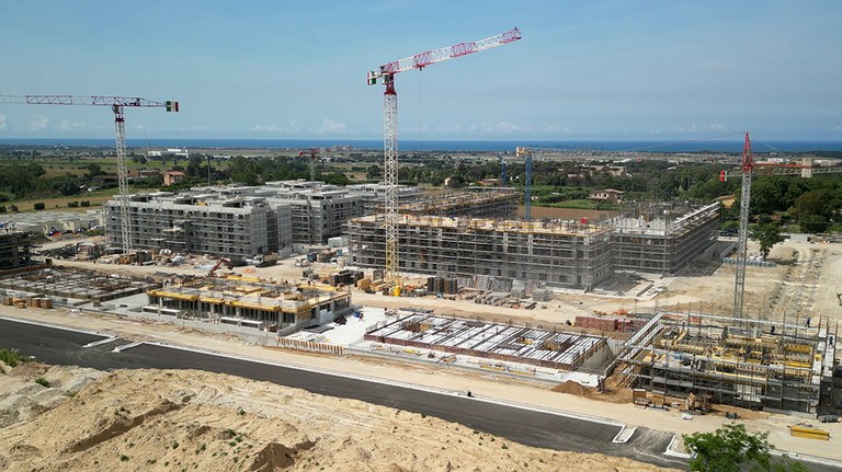 Tecnología constructiva aplicada a grandes complejos residenciales